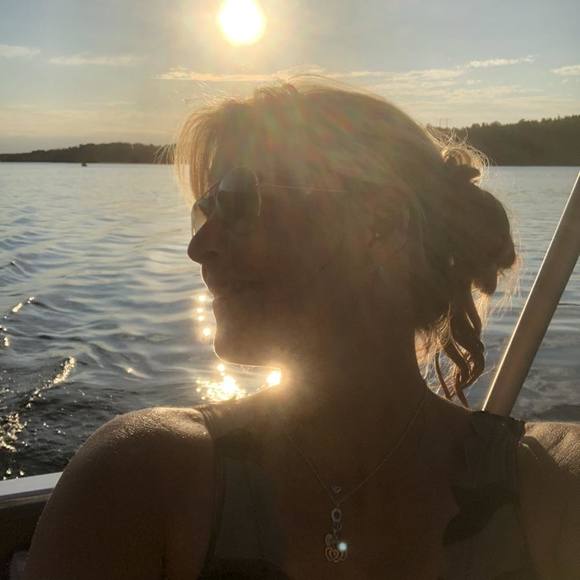 Meet your Posher, Charlotta - Picture 1 of 1